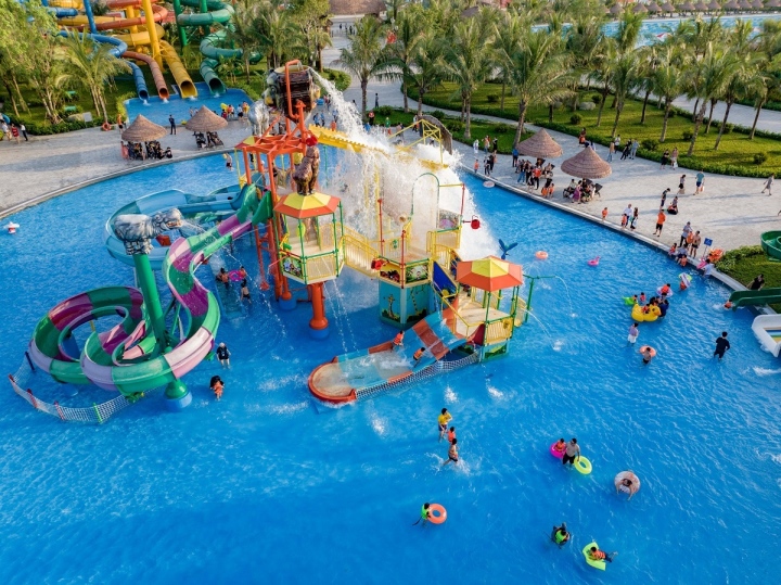 Cảnh vui chơi tịa công viên nước Vinhomes Oceanpark 3