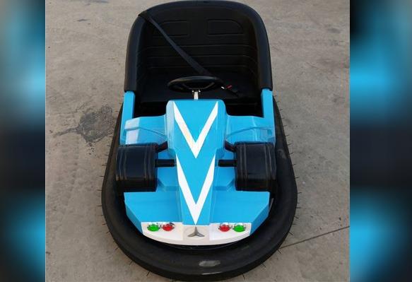 Xe điện đụng F1 2 – công viên giải trí VGTrides