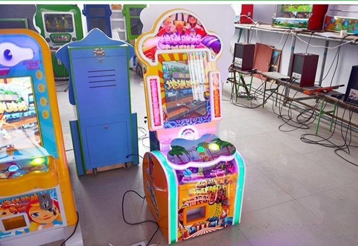 May-tro-choi-Subway-Surfers-Cong-vien-giai-tri-VGTRides-2-1